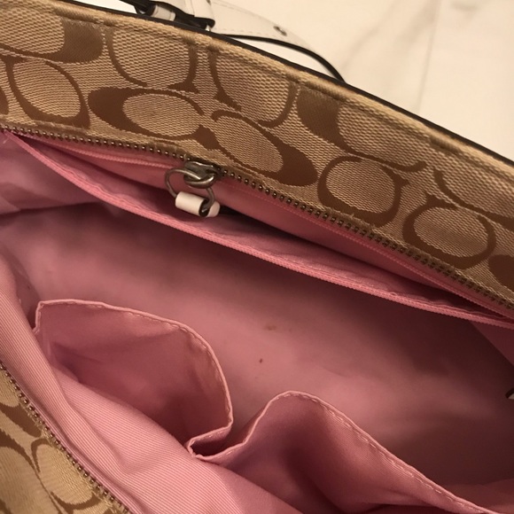 COACH purse - Picture 10 of 11